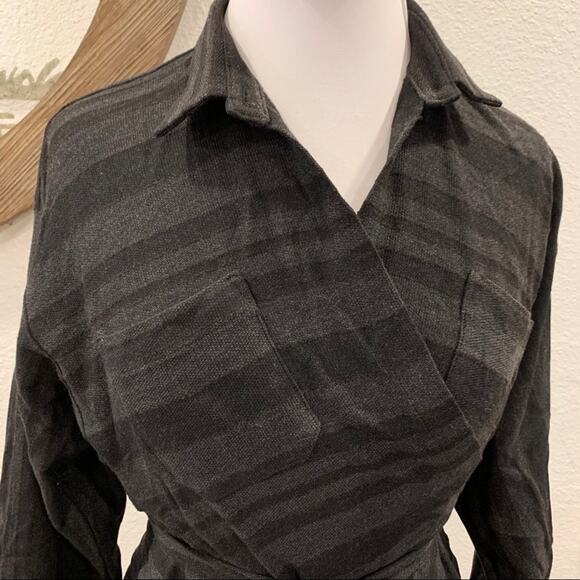 Theory Unique Striped Wrap Top Tunic Gray Brown Medium - Picture 2 of 9